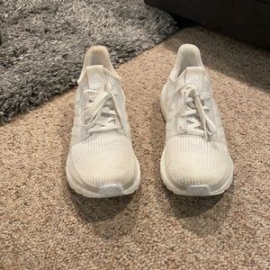Adidas UltraBOOST 19 - White
